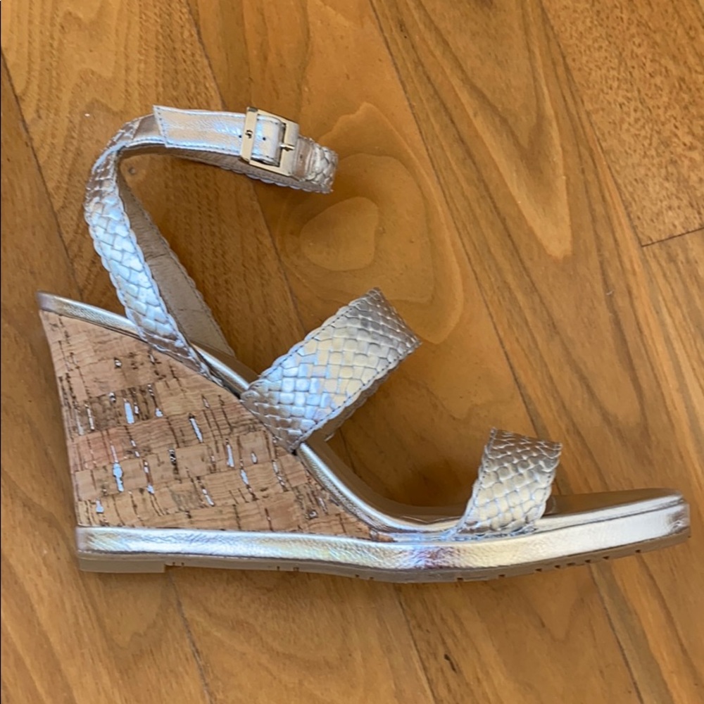 Donald Pliner sandals - Picture 12 of 16